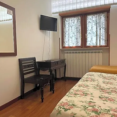 La Vela Bed & Breakfast 3*