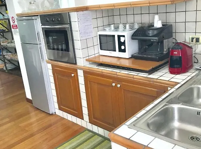 Bed and Breakfast La Vela 3*